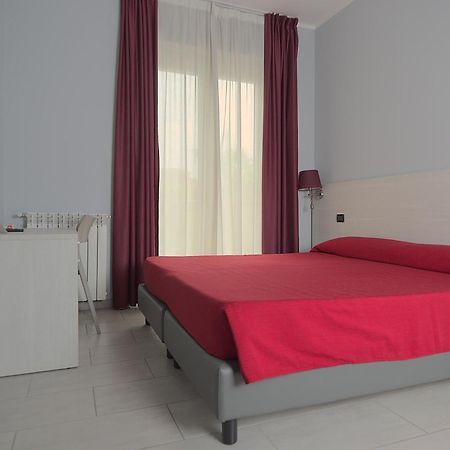 Hotel Pone Sesto San Giovanni Exterior photo